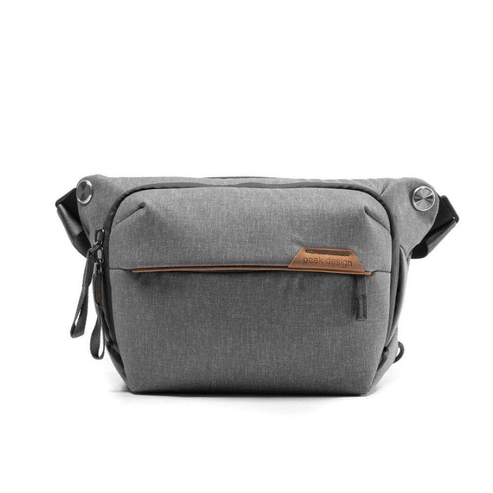 Фото Сумка Peak Design Everyday Sling 3L Ash (BEDS-3-AS-3)
