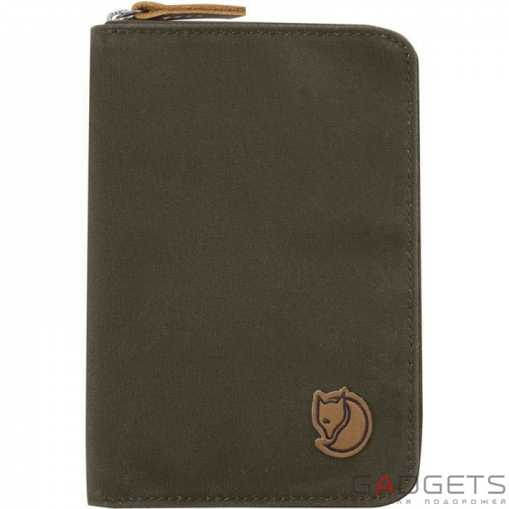 Фото Кошелёк Fjallraven Passport Wallet Dark Olive (24220.633)